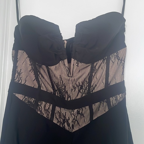 Michael Costello X Revolve - Picture 4 of 7